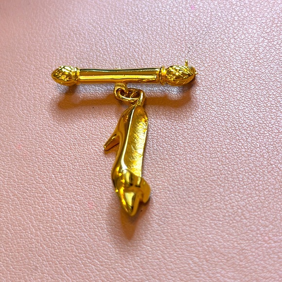 RARE Vintage Gold Fendi Shoe & Purse Earrings & BROOCH Set - Picture 10 of 11